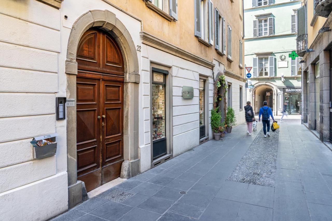 Appartement Centro Storico - Leonardo House à Bergame Extérieur photo
